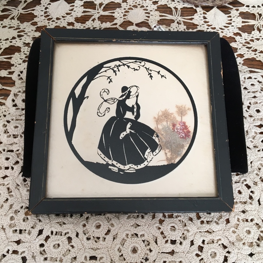 Southern Belle Silhouette